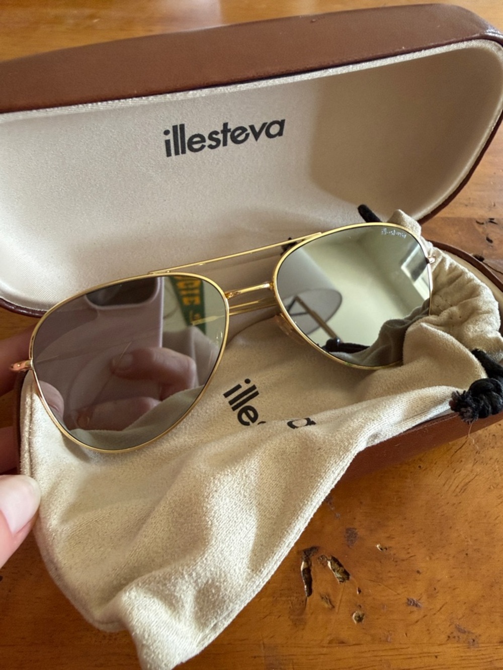 illesteva Men’s Gold Aviator Sunglasses